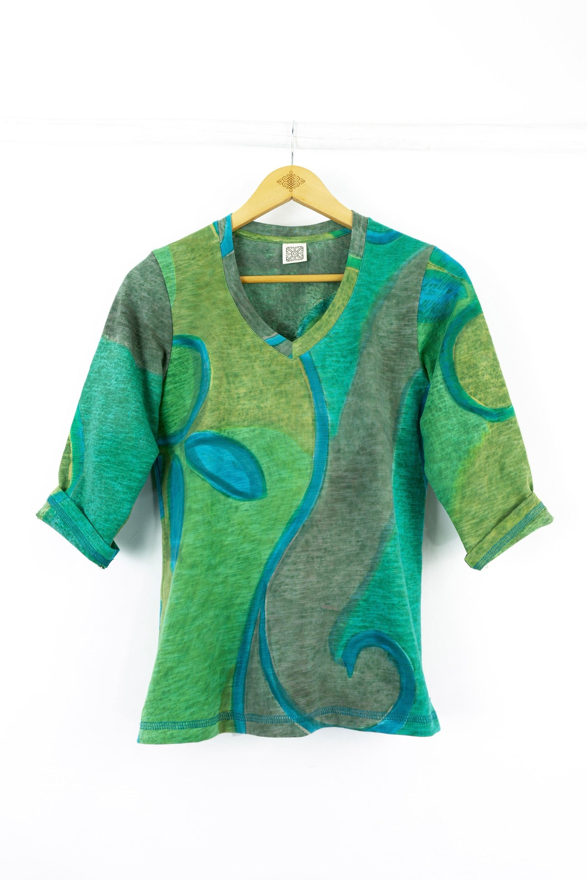 Deb Vee Tee - 1109 -  D'Vine - Garden