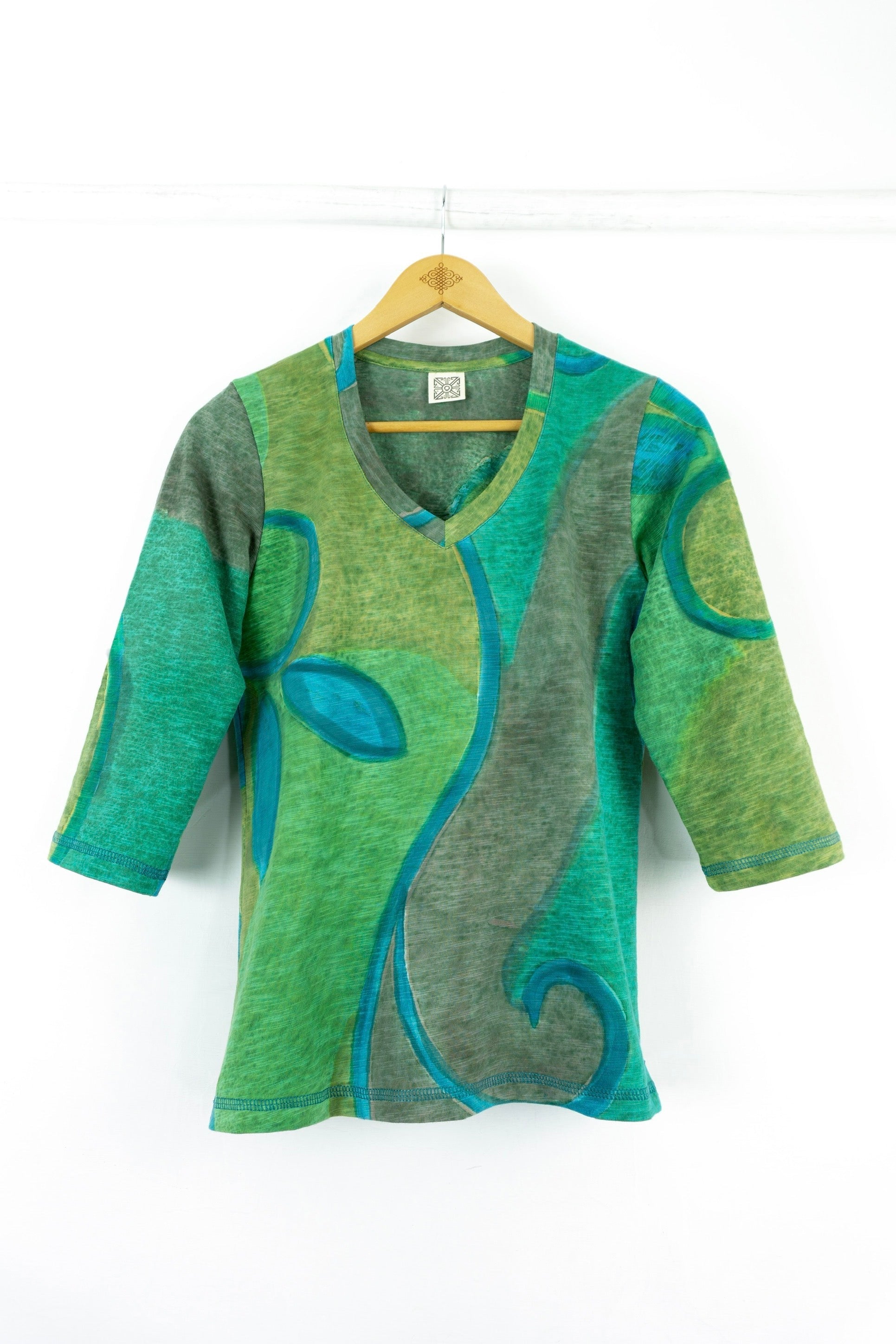 Deb Vee Tee - 1109 -  D'Vine - Garden