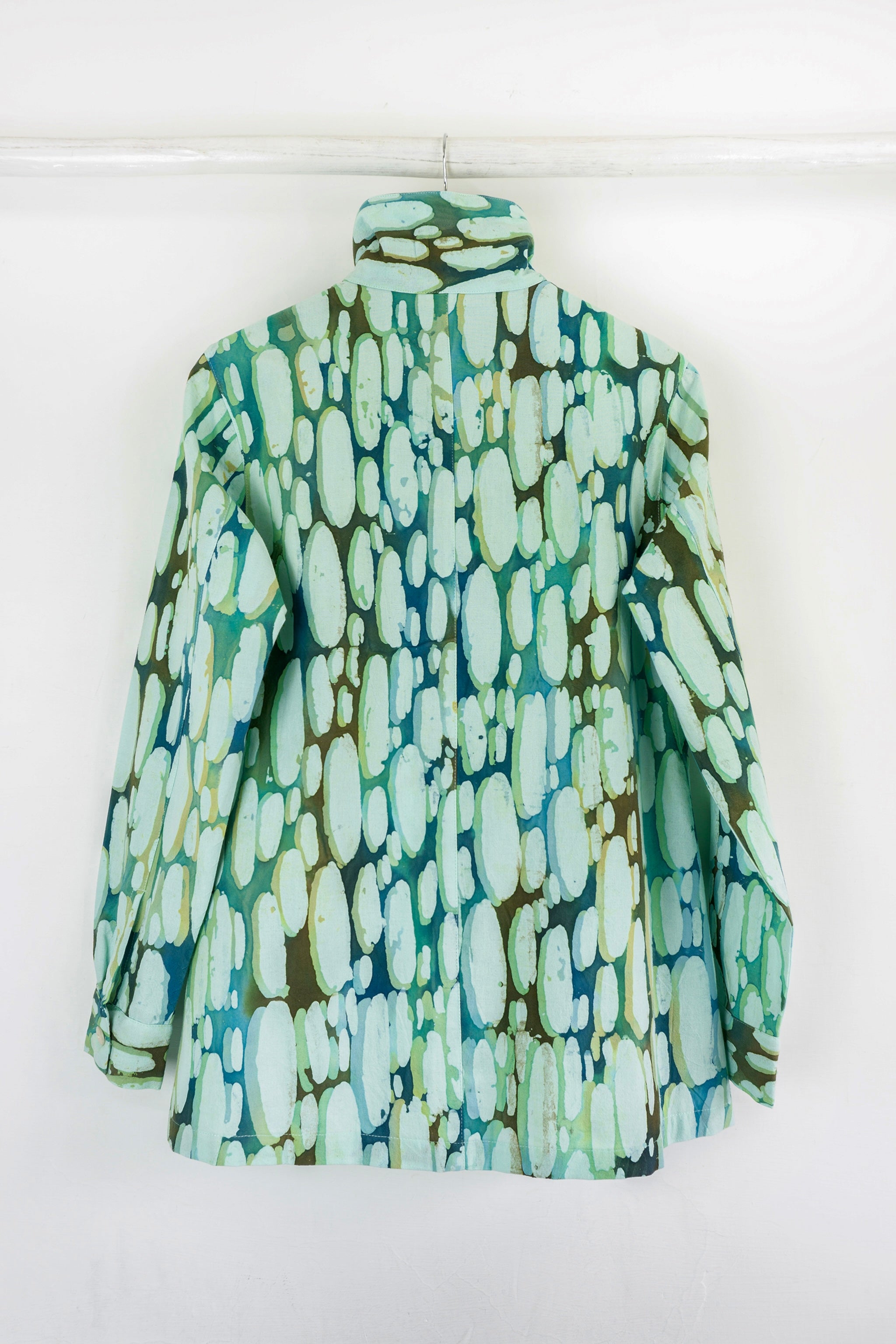 Hi-Collar Shirt - Surfer