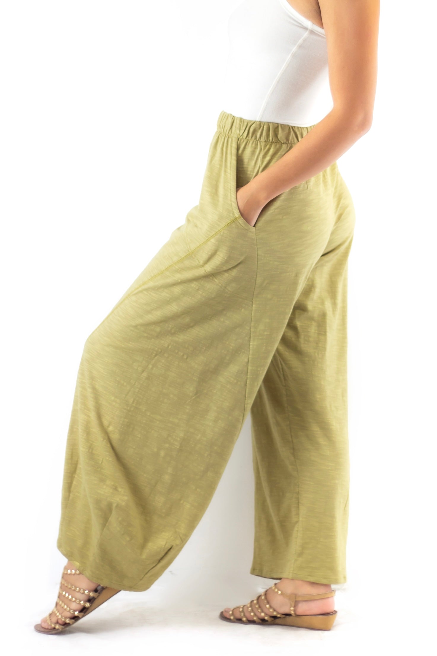 Divided Pants - 2217 - Solids - Flamé