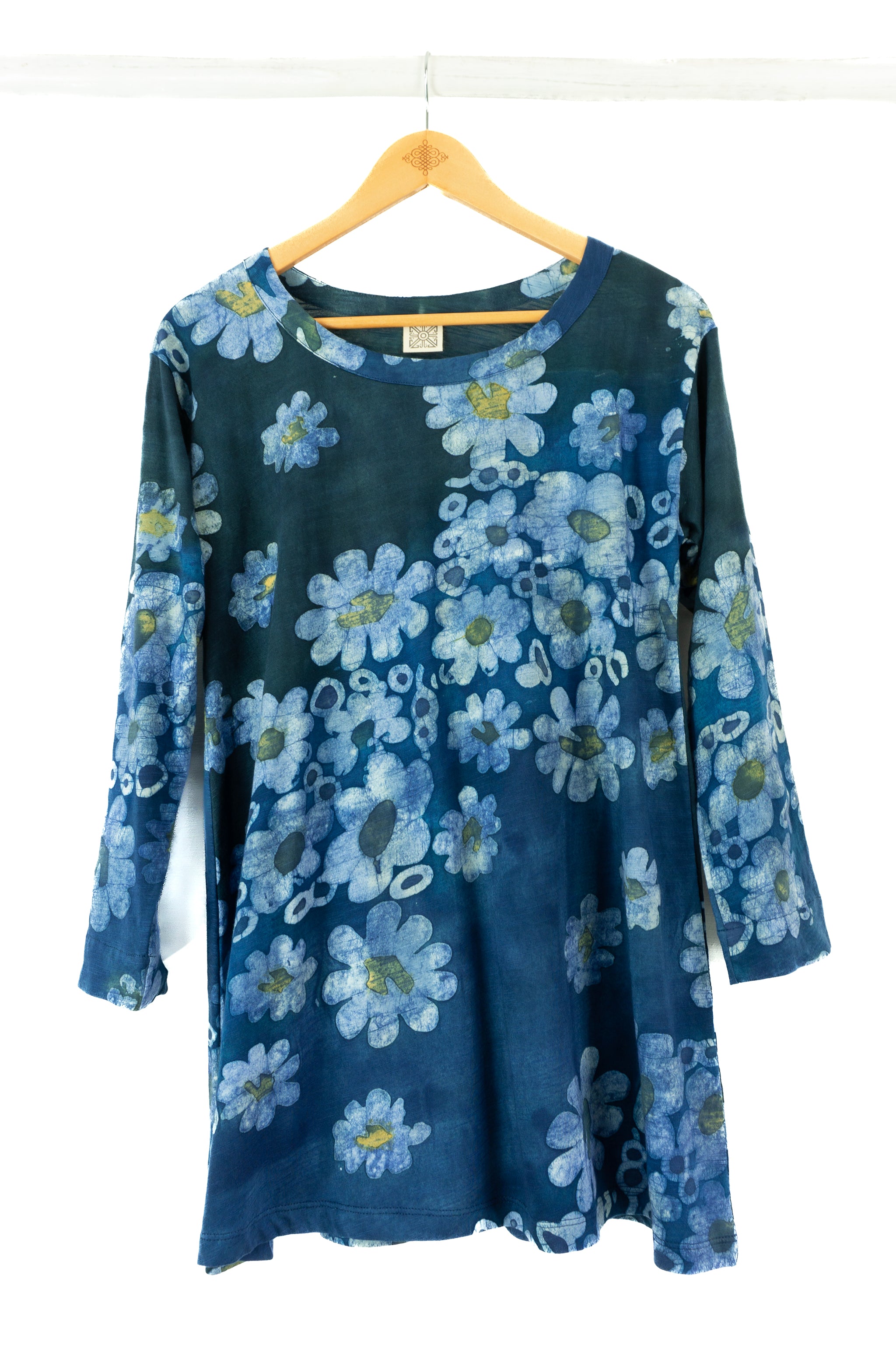 Tina Tunic - 5070.1 - AFloat - Indi
