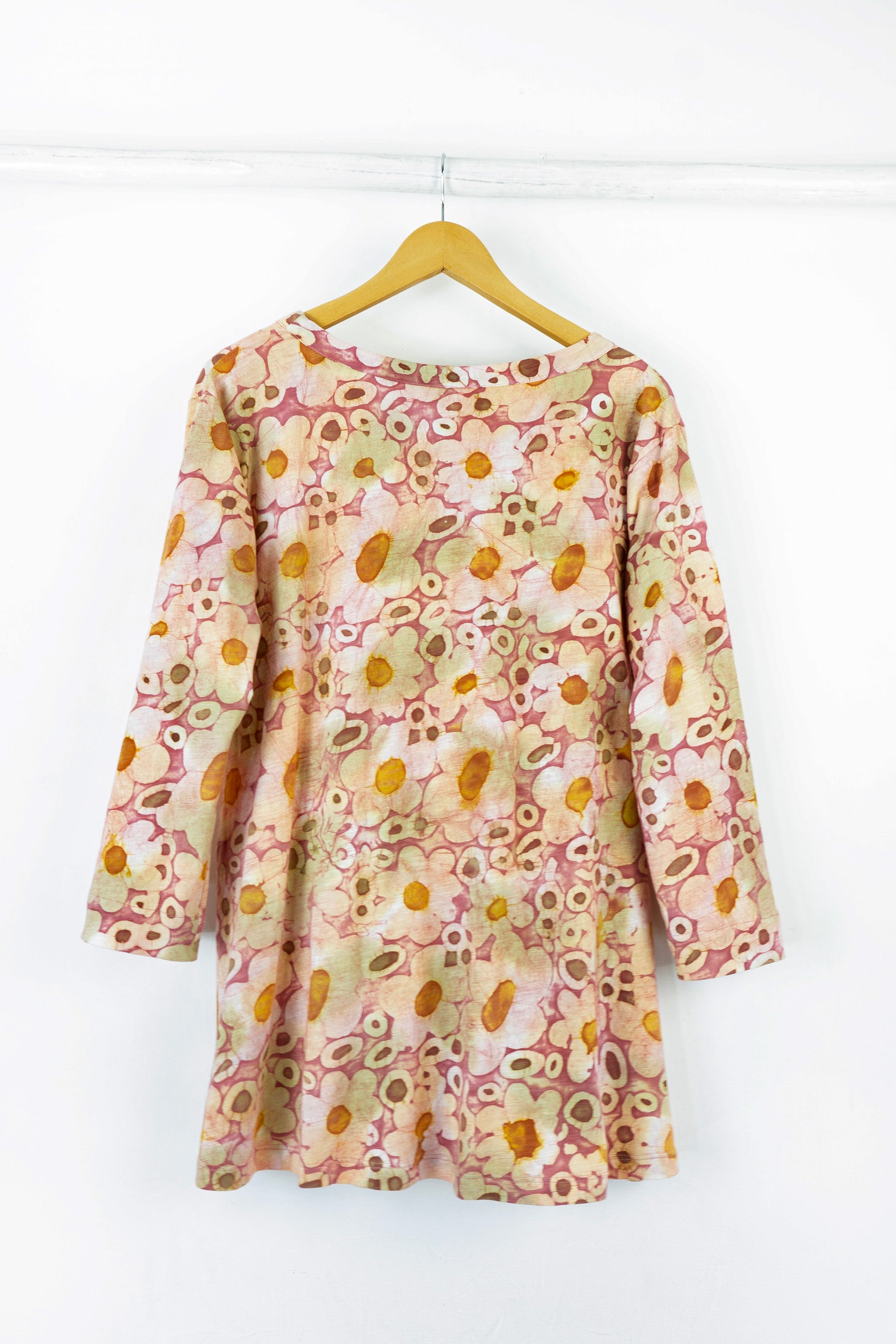 Tina Tunic - 5070.1 - ALoft - Conch