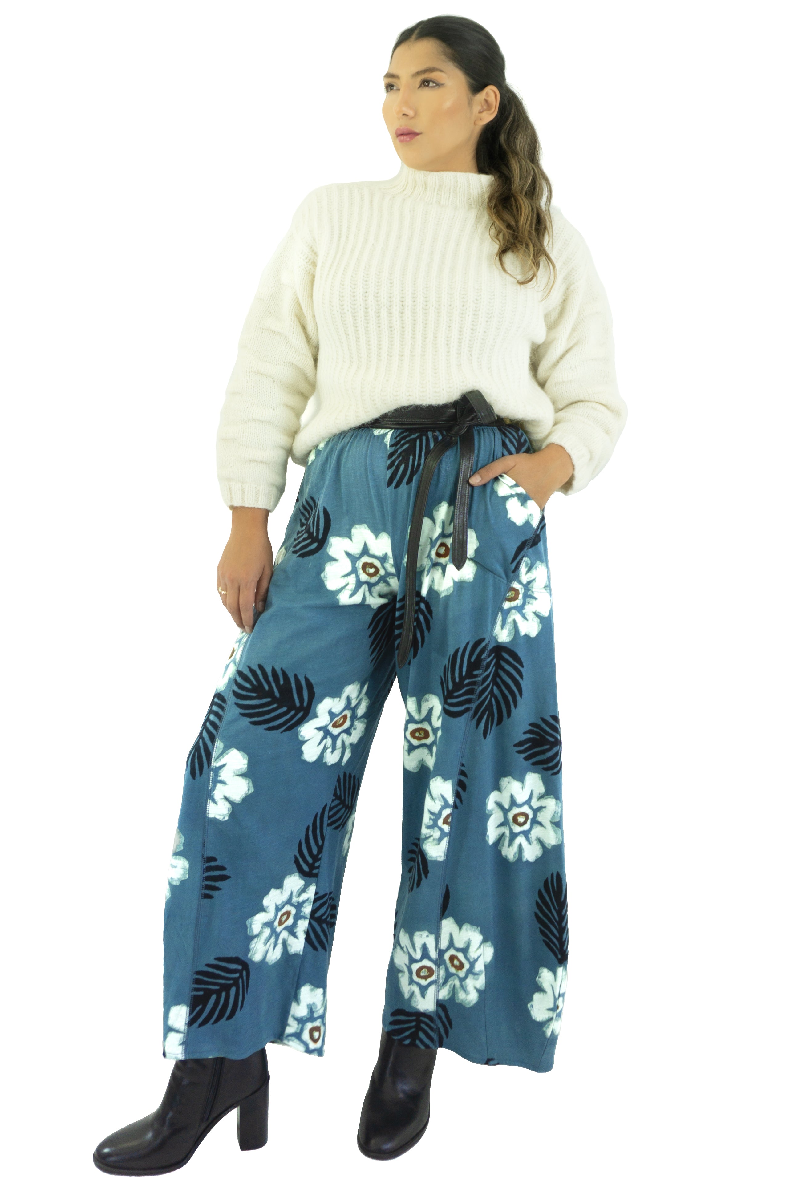 Divided Pants - Oleander