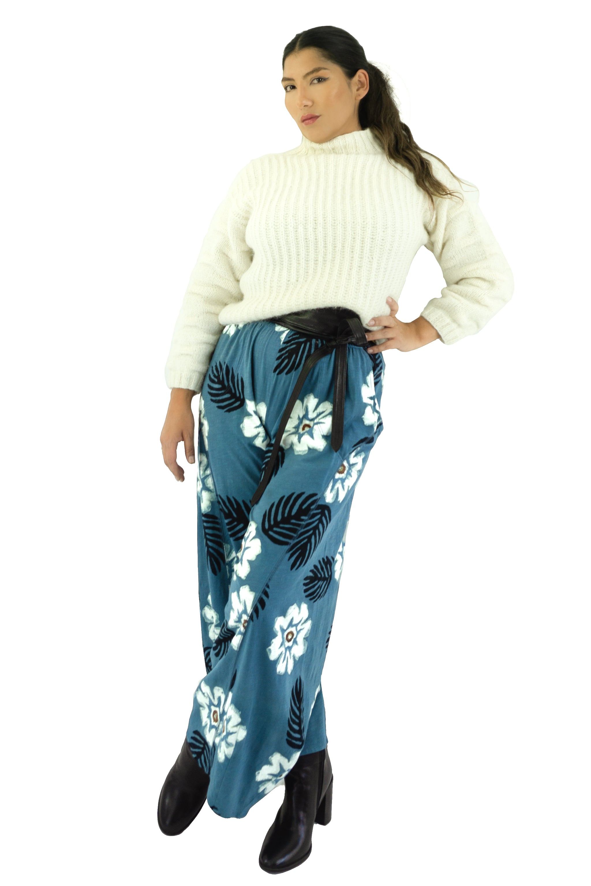 Divided Pants - Oleander