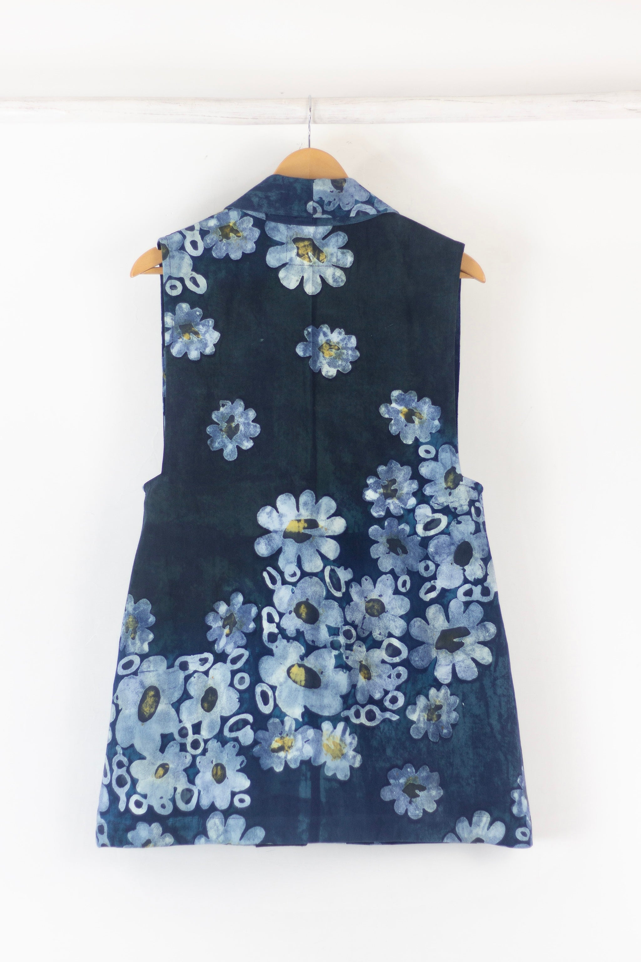 Dara Vest Short - 6045 - AFloat - Indi