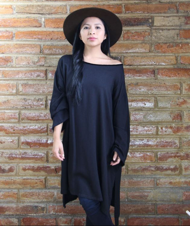 Leeni Tunic - Solid Color - Black