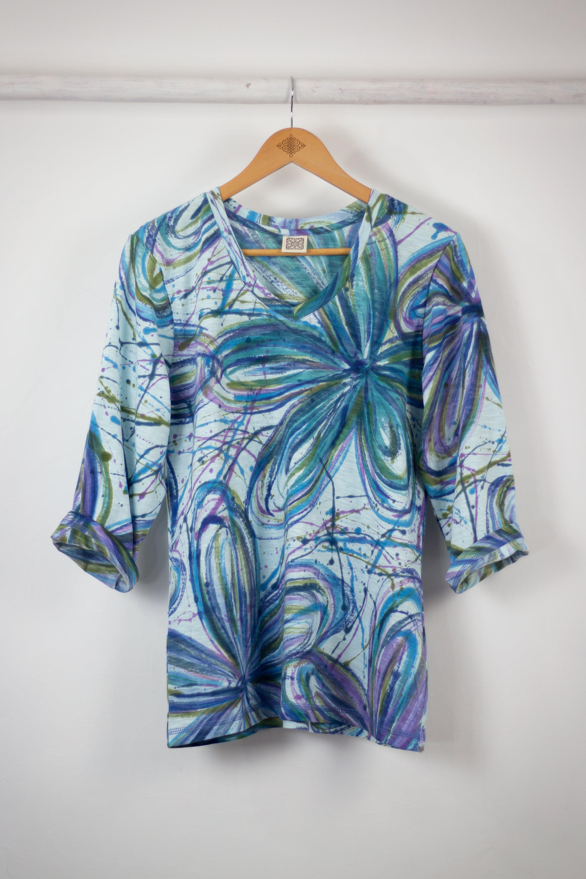 SVTee - Flower Power Blues