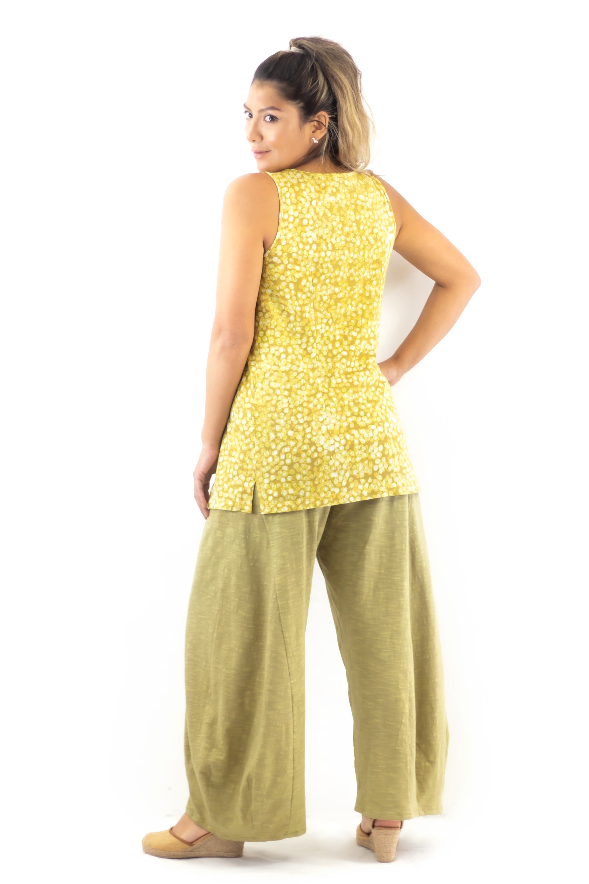 Ellie Top 1108 - Particulars Golden