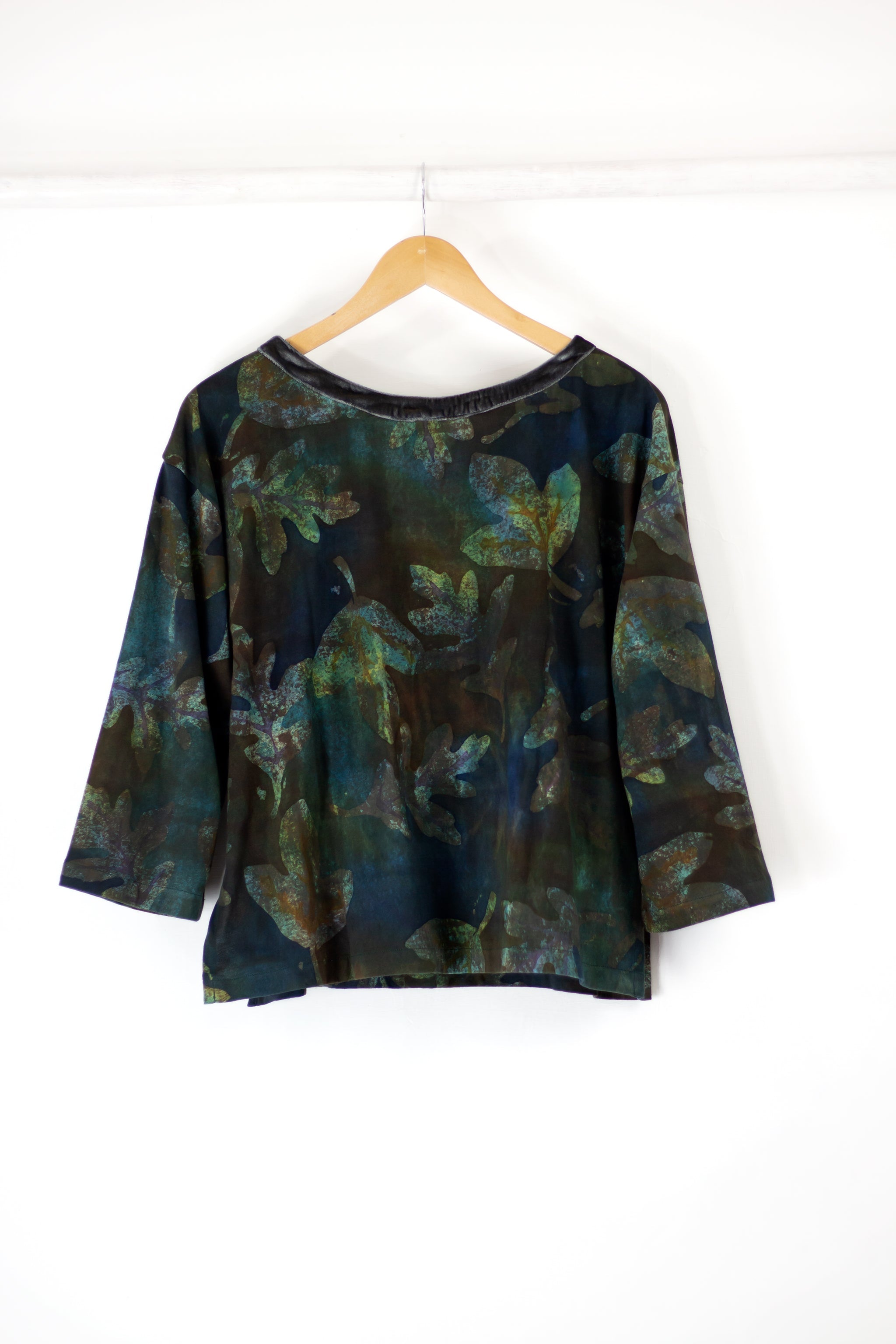 Leeni Top - Fallen Deep Lake