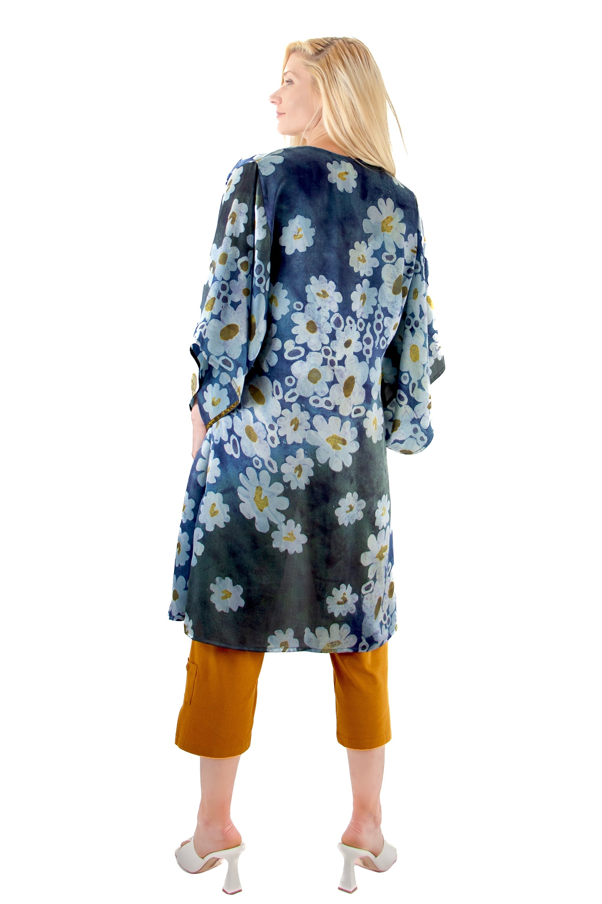 Hand Painted Silk Kimono - 6669M - Afloat - Indi