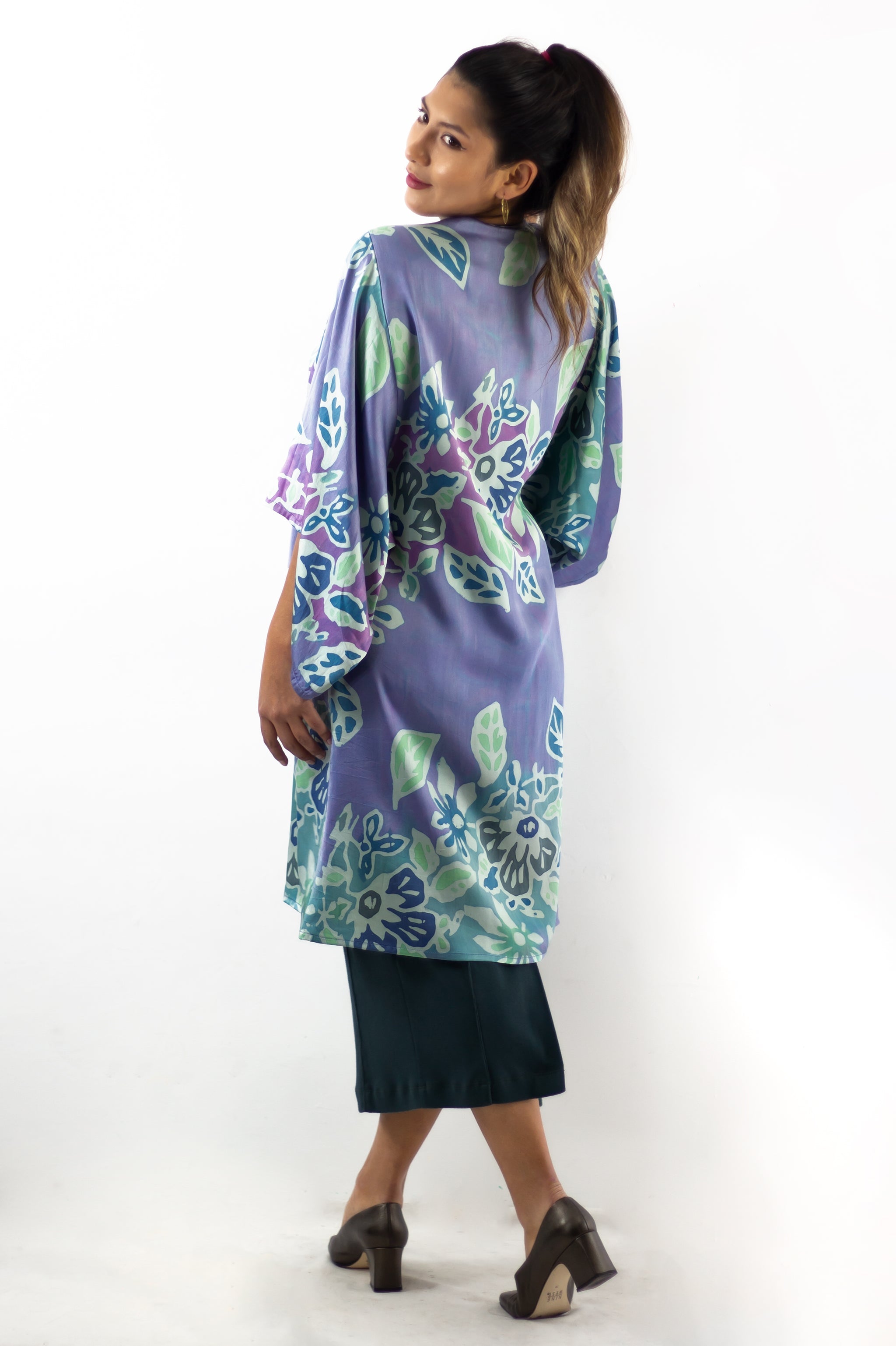 Hand Painted Silk Kimono 6669M - Floral Reef