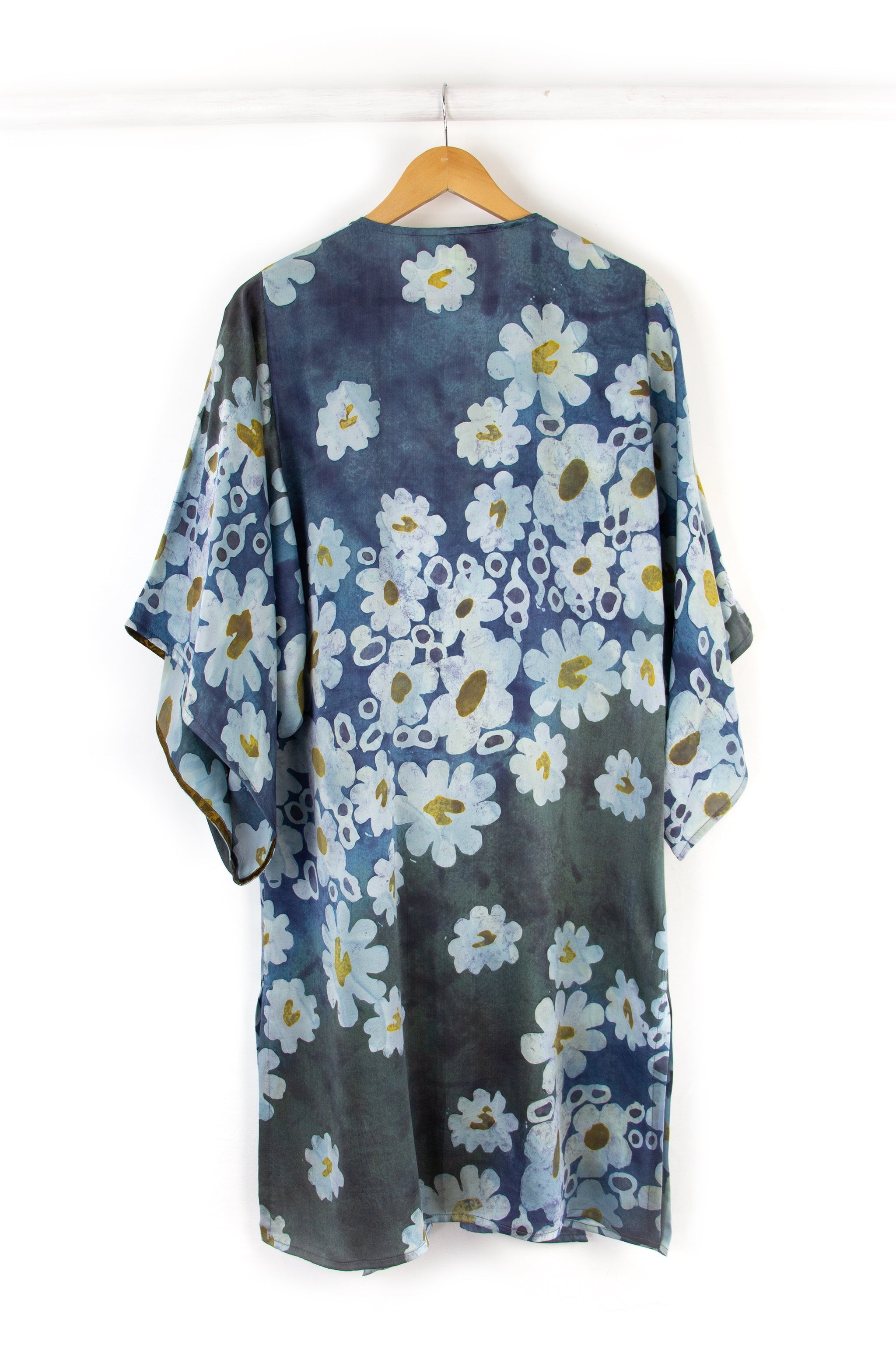 Hand Painted Silk Kimono - 6669M - Afloat - Indi