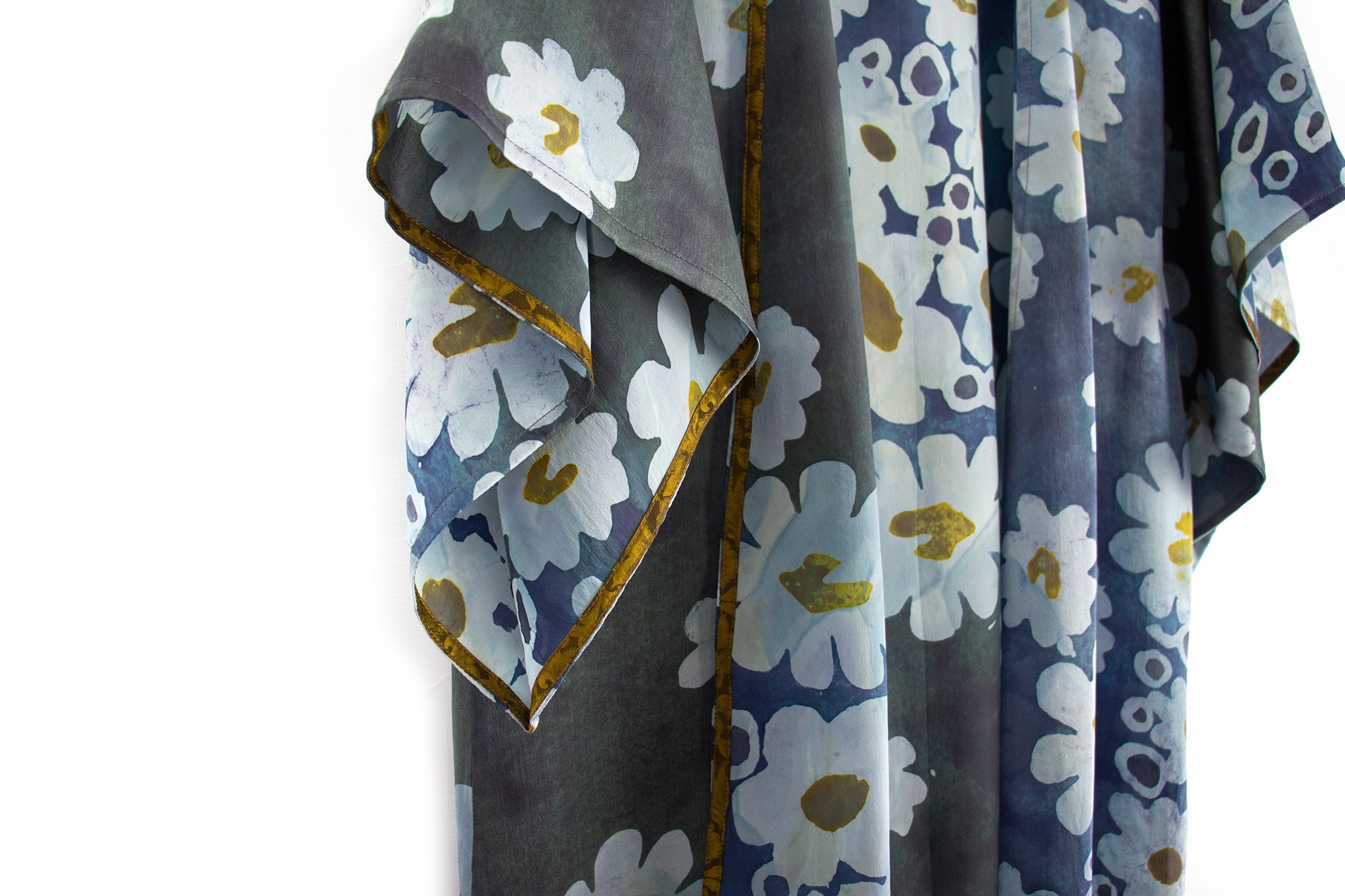 Hand Painted Silk Kimono - 6669M - Afloat - Indi