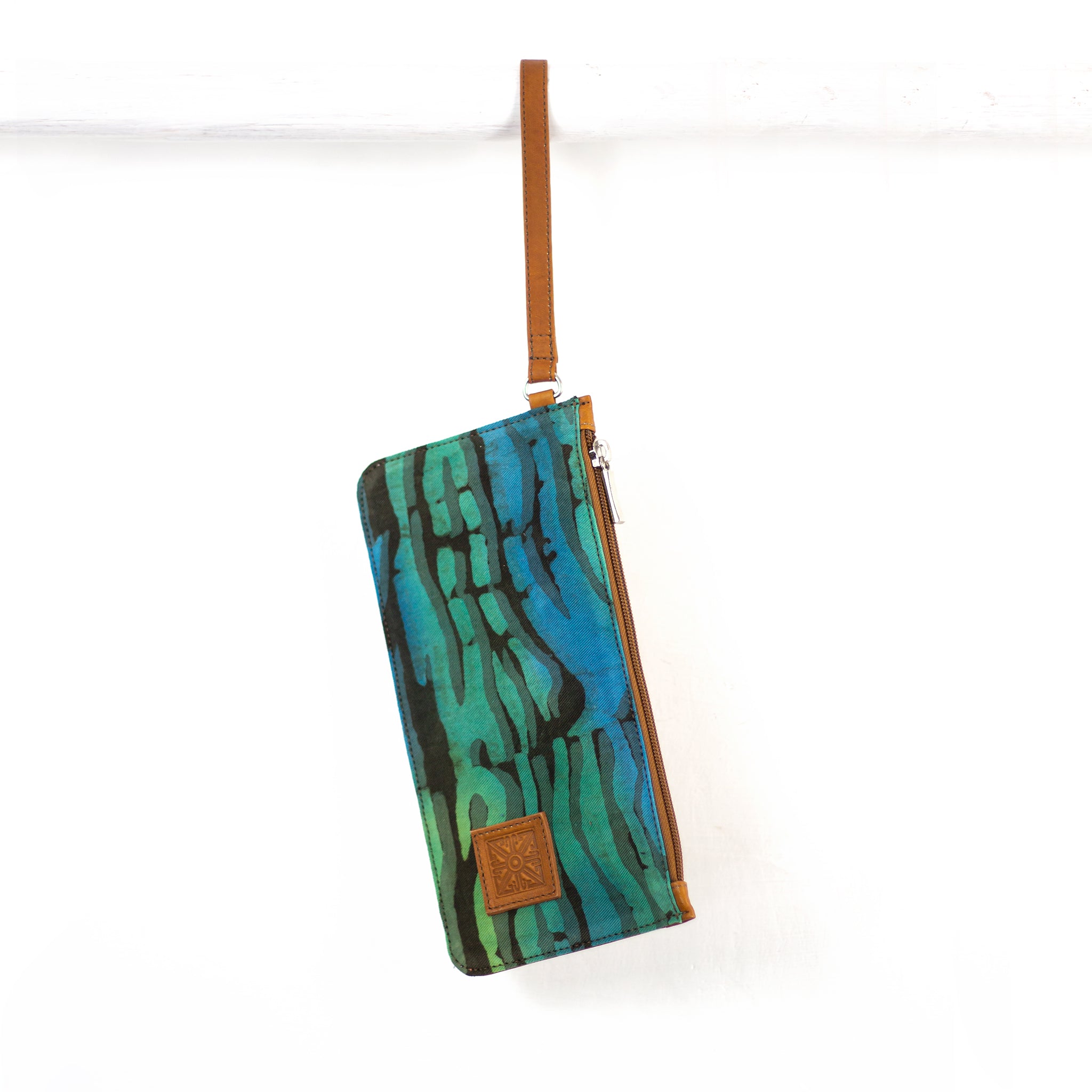 Wrist Clutch - Boo Verdi Blue