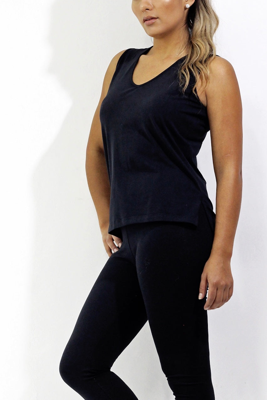 Athleisure V-Tank - Solid