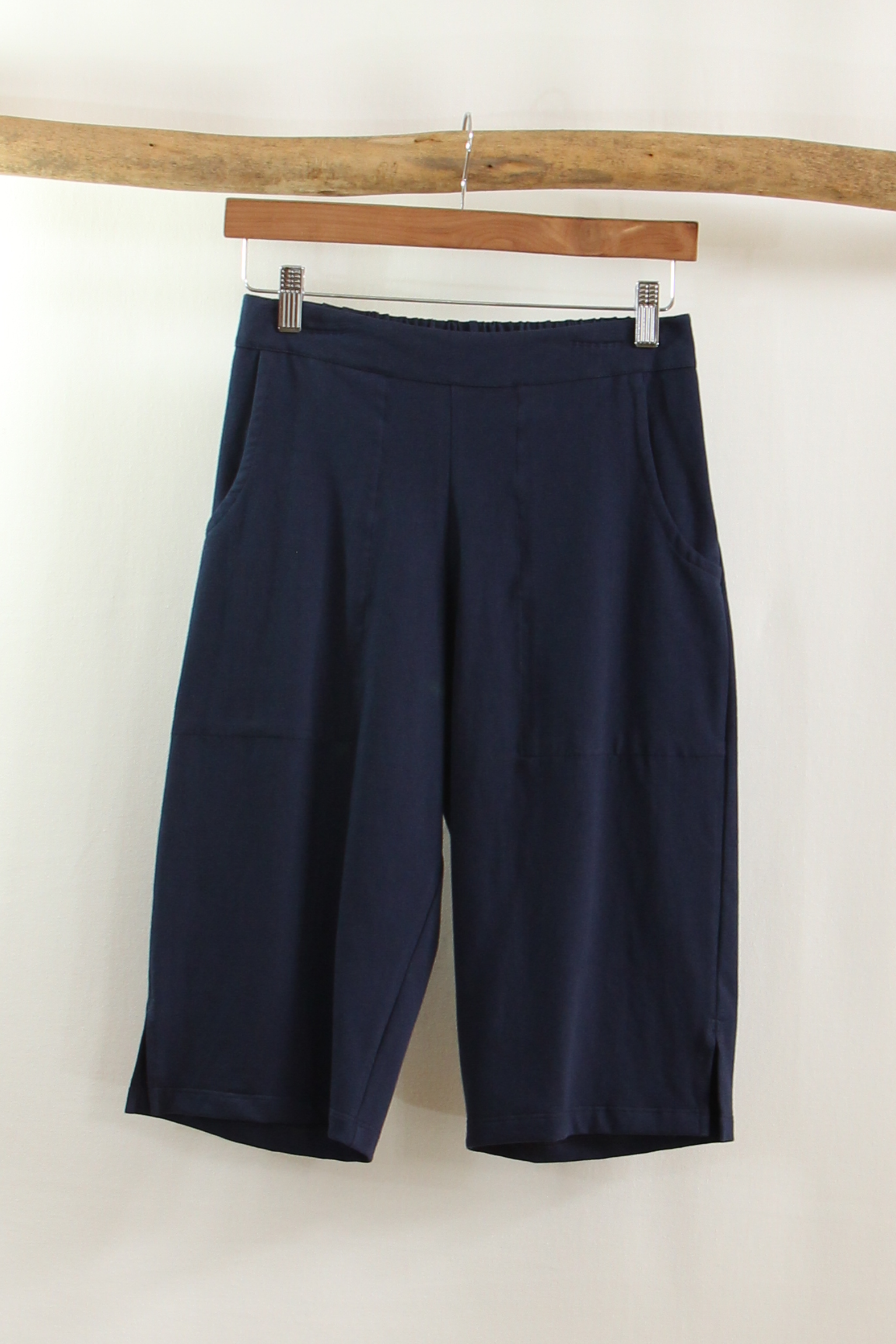 Slim Shorti Crops - Solids