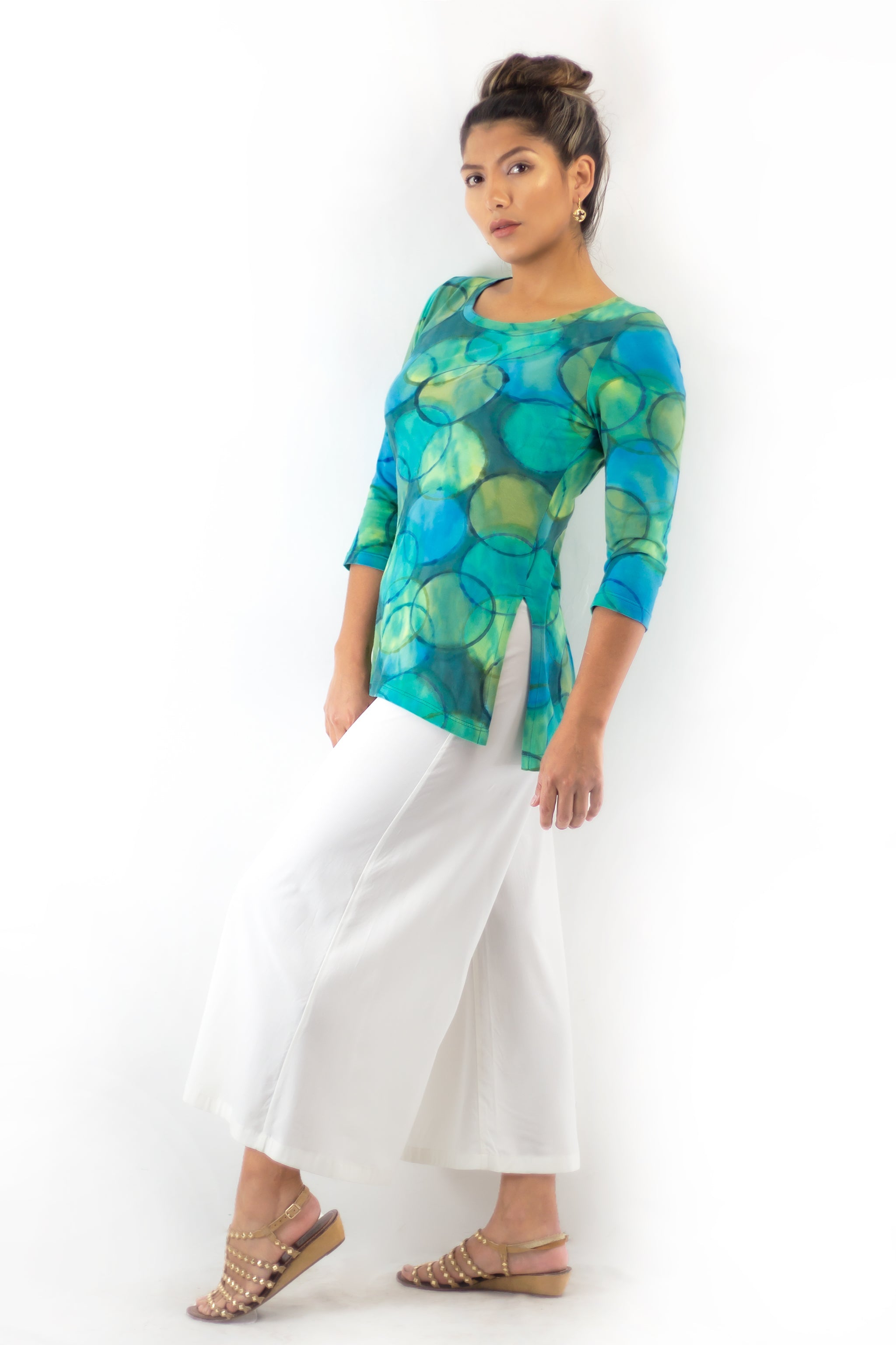 Sara Tee - Orbz Blue Verde