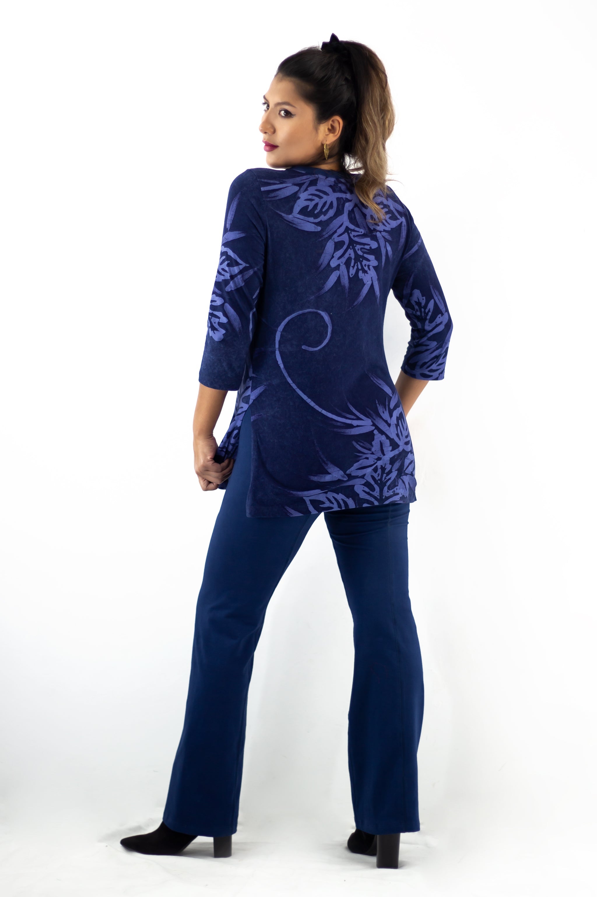 Sara Tee 3/4 - Oaked Blue