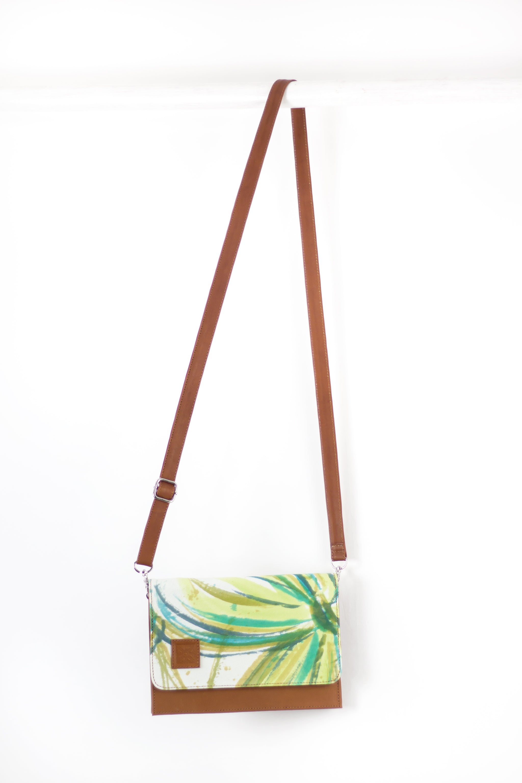 Clutch Purse - Cross Body - Flower Power
