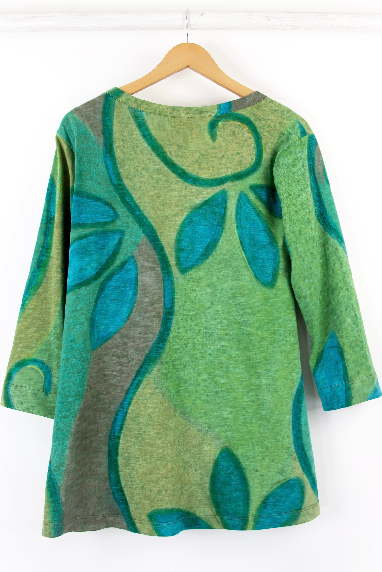 CU Tunic - 5070.1 -  D'Vine - Garden, Sapphire