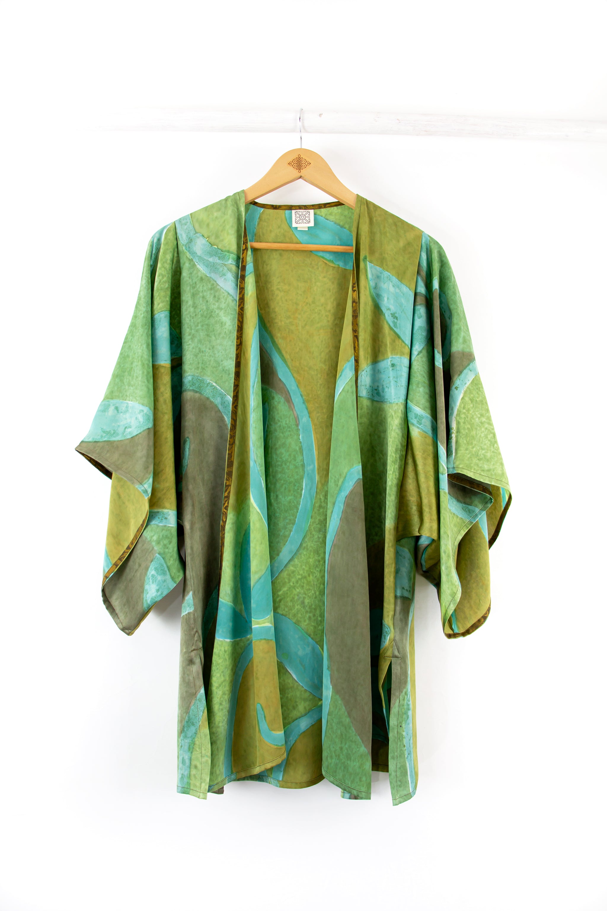 Hand Painted Short Silk Kimono 6669S - D'Vine