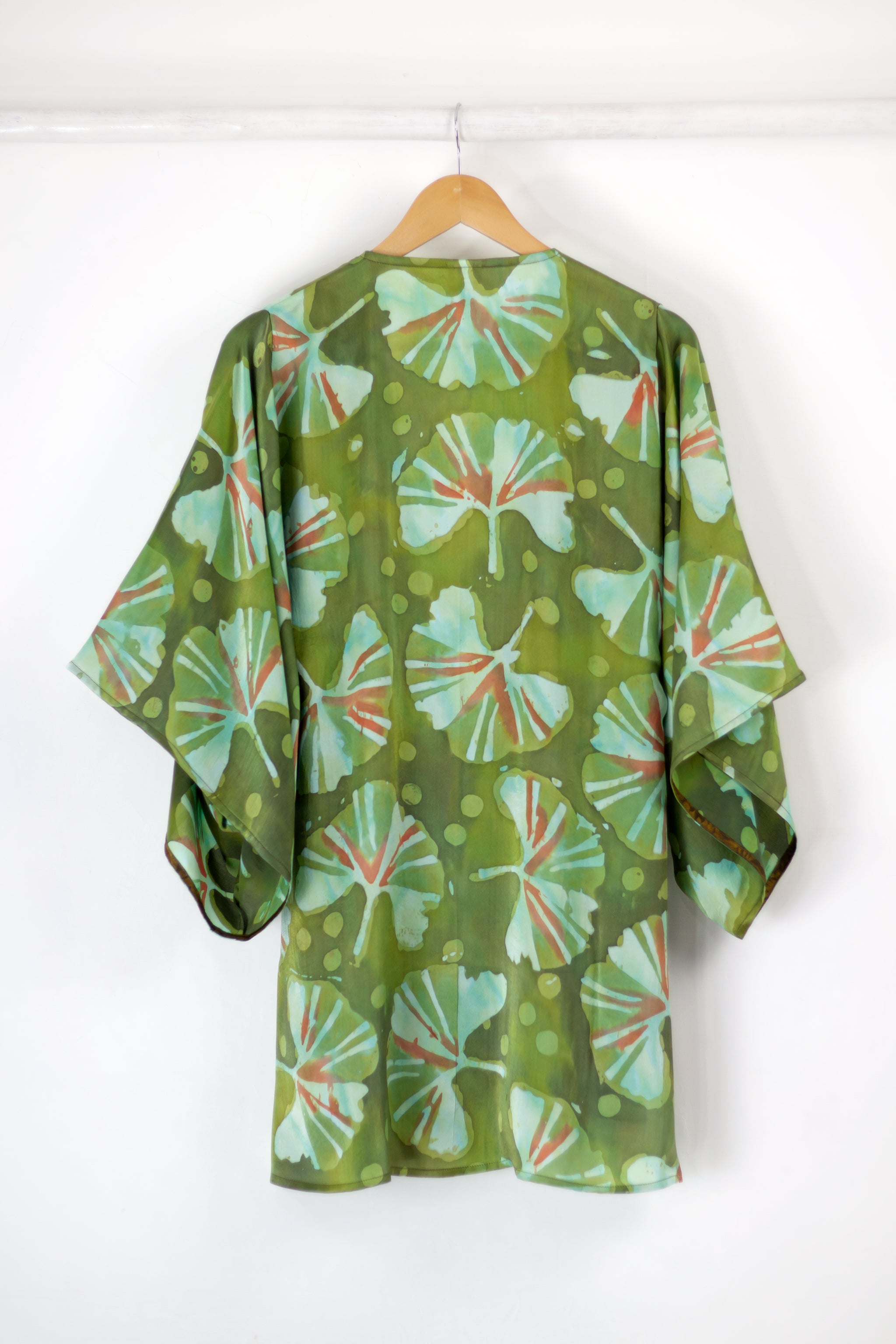 Hand Painted Short Silk Kimono 6669S - Ginkgo Garden