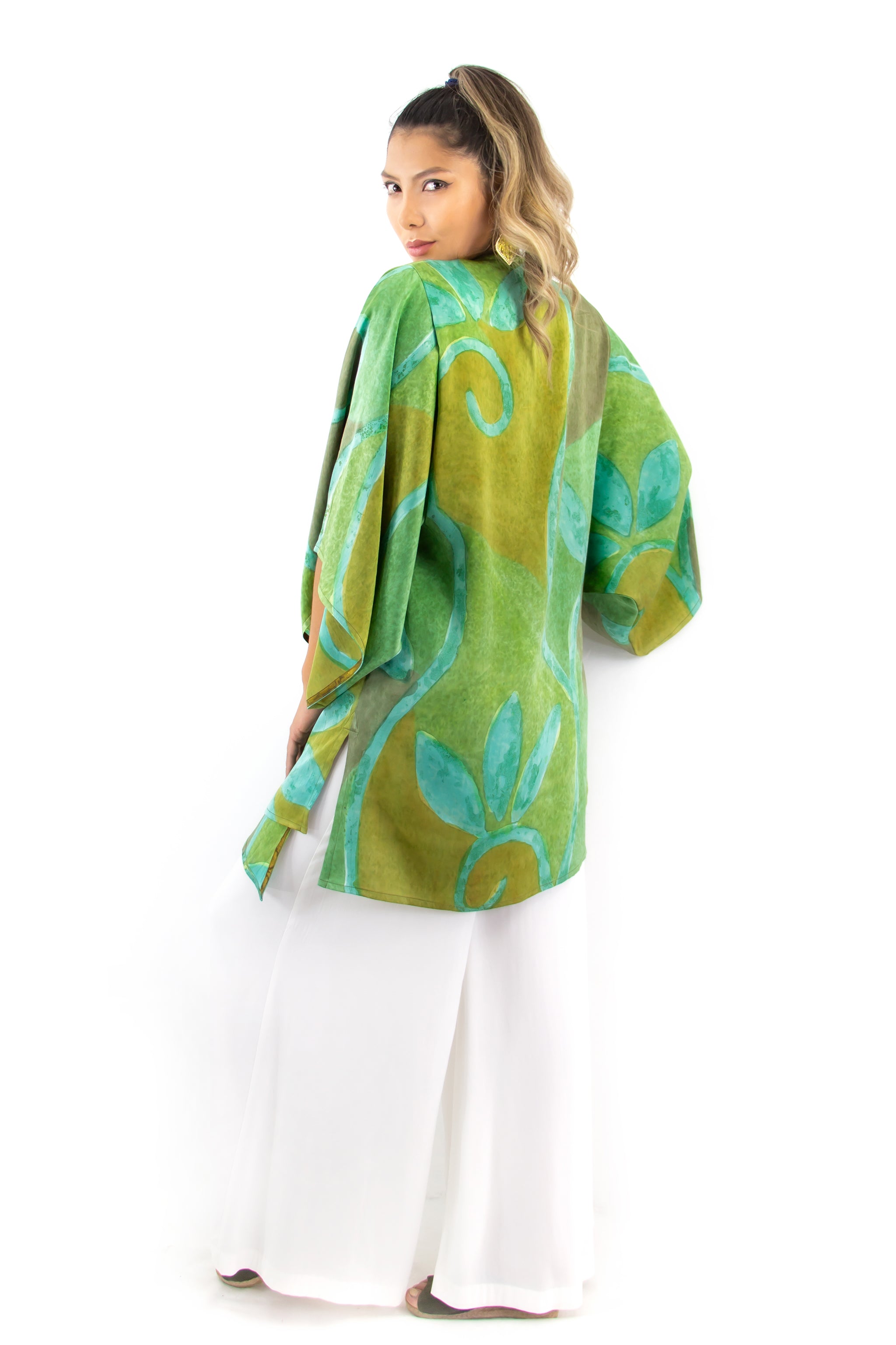 Hand Painted Short Silk Kimono 6669S - D'Vine