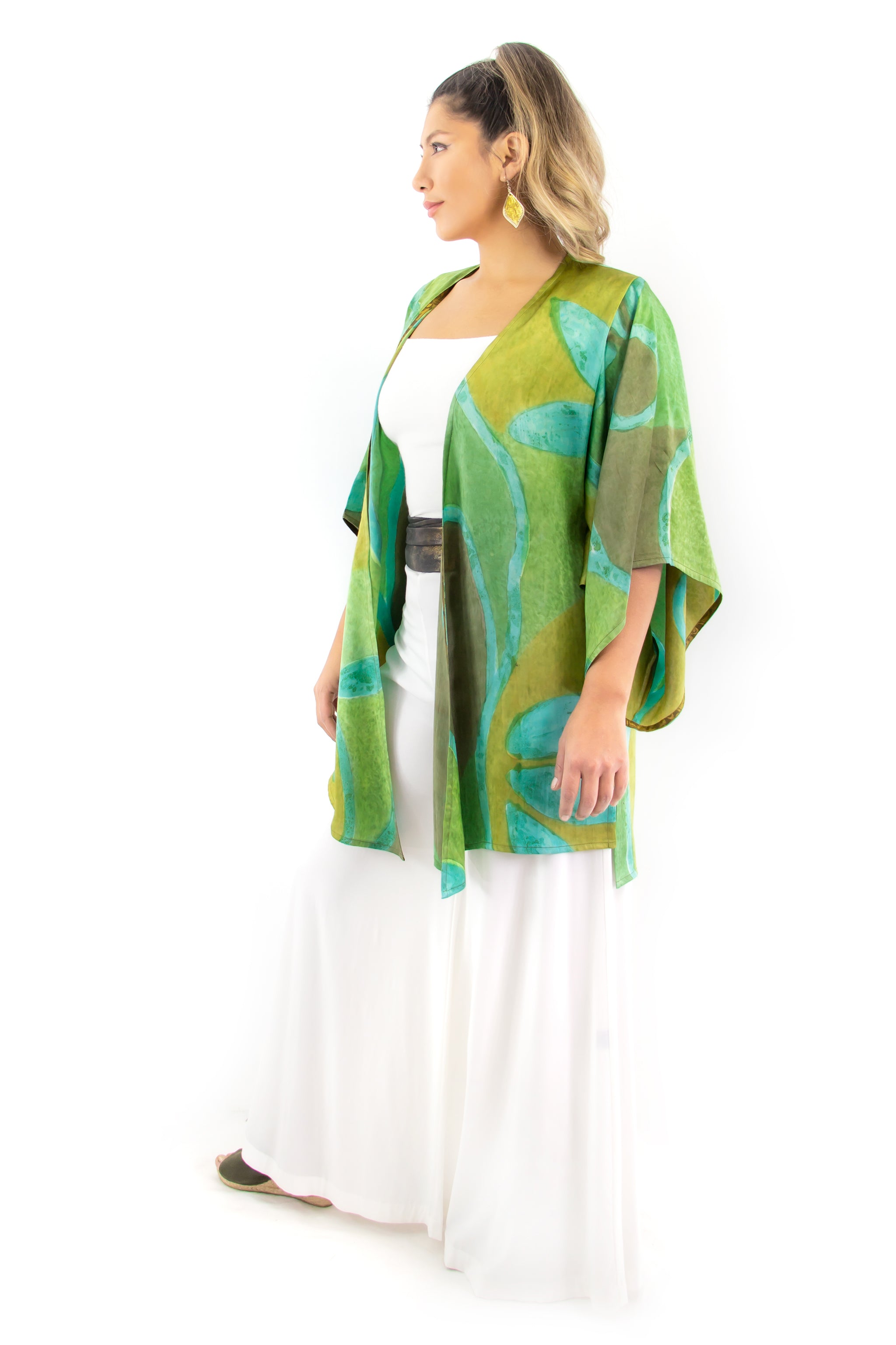 Hand Painted Short Silk Kimono 6669S - D'Vine