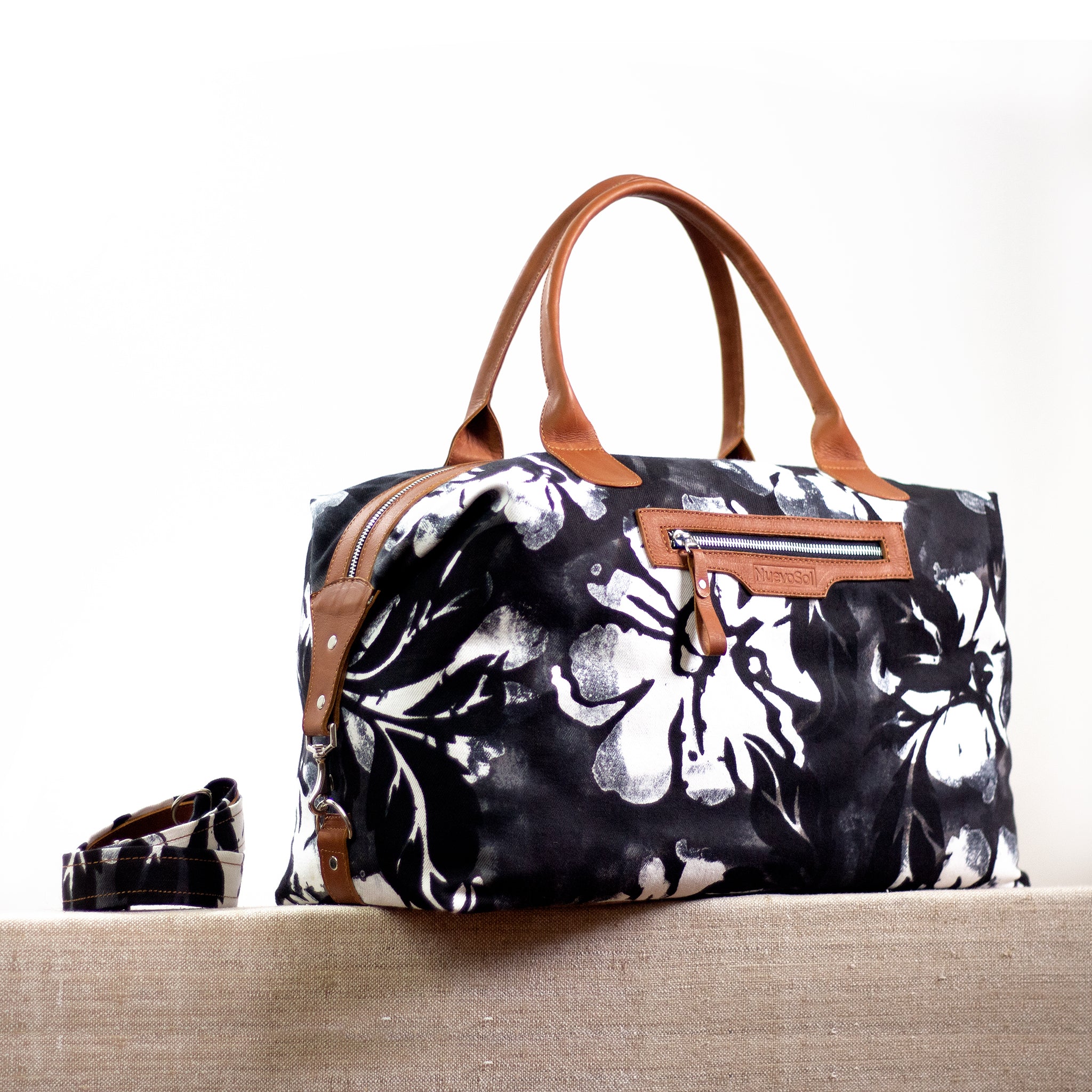 Intrepid Traveler - Convertible Tote - Hula Nights