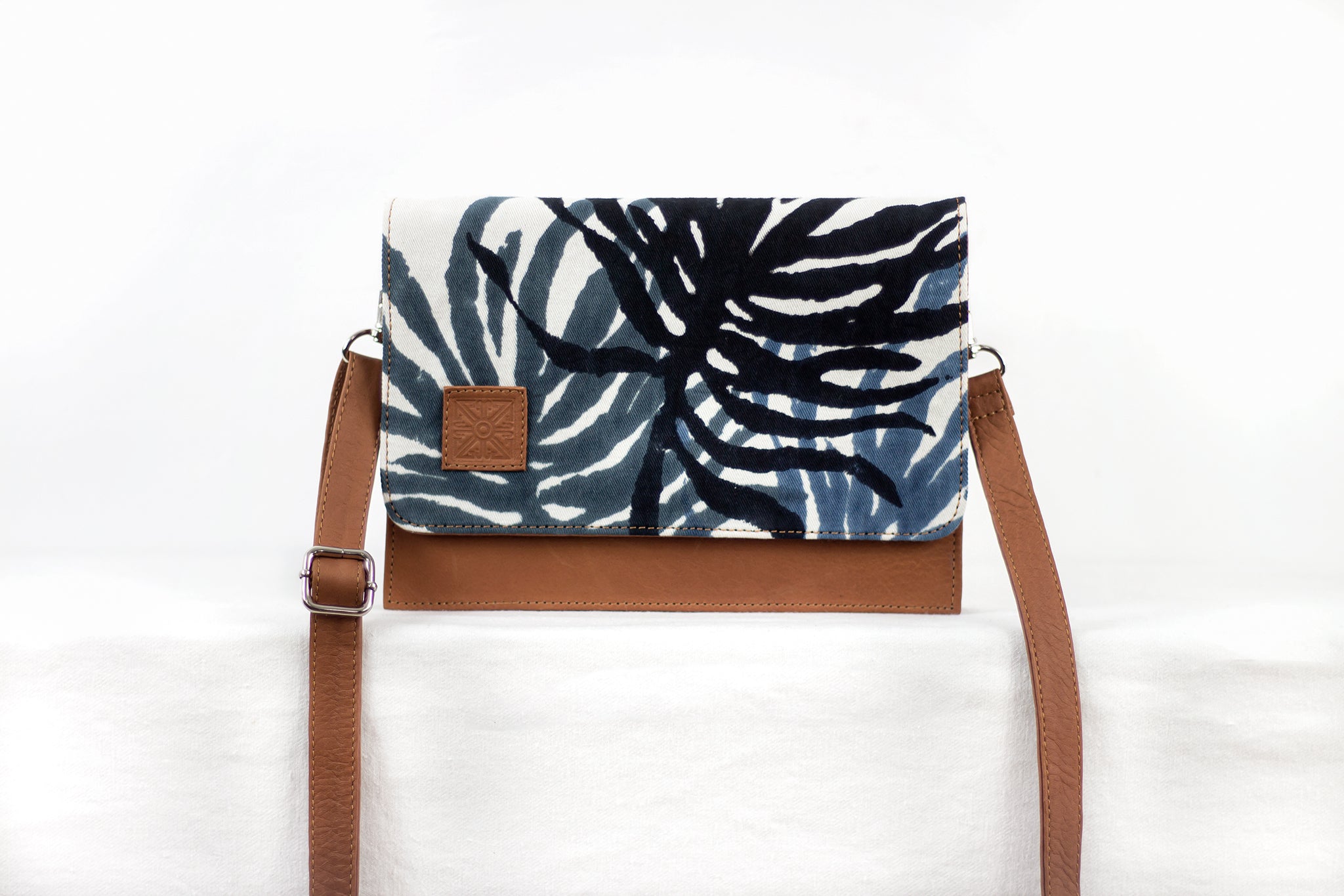 Clutch Purse - Cross Body - Sea Fern