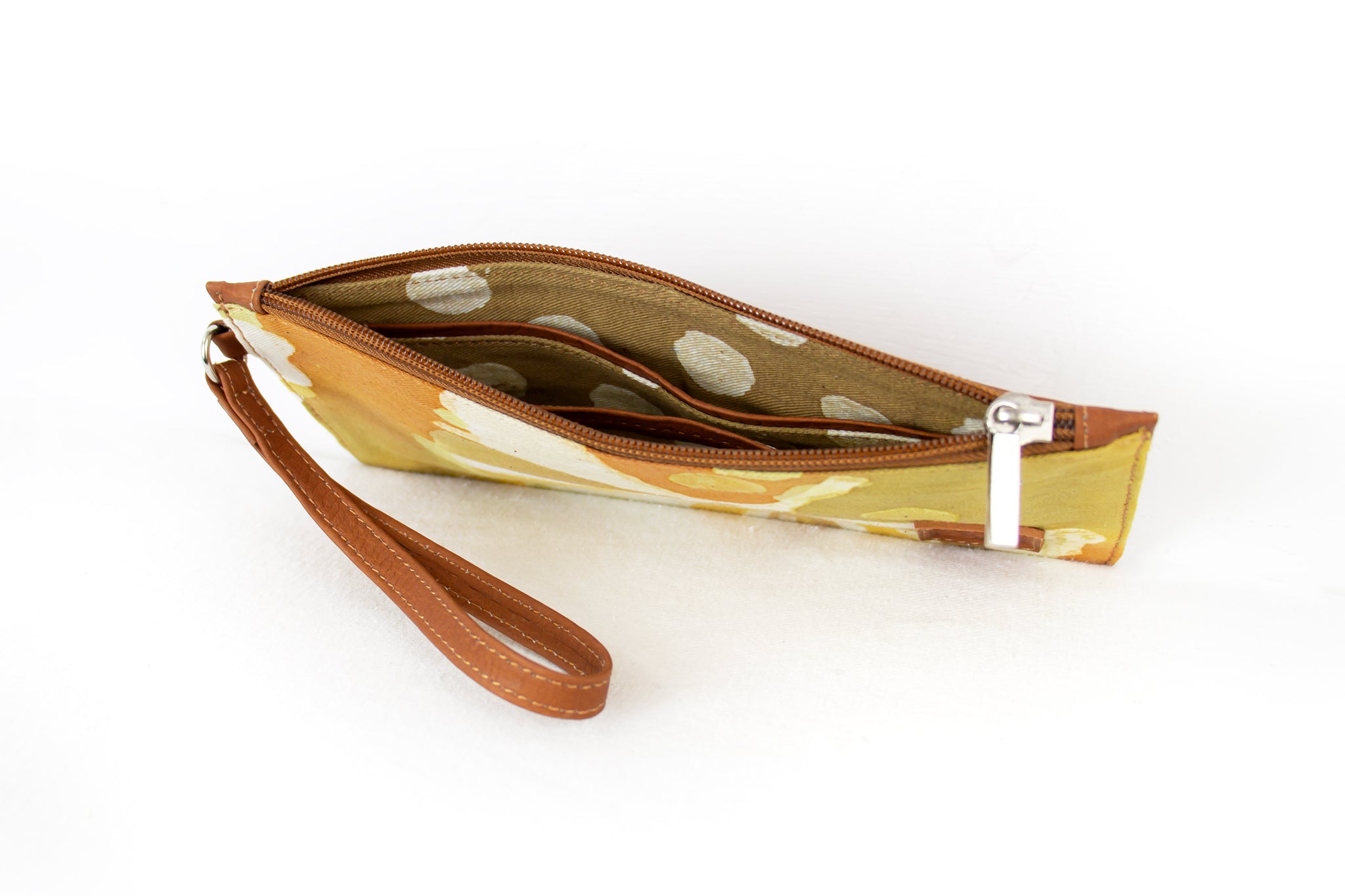Wrist Clutch - Ginkgo Golden