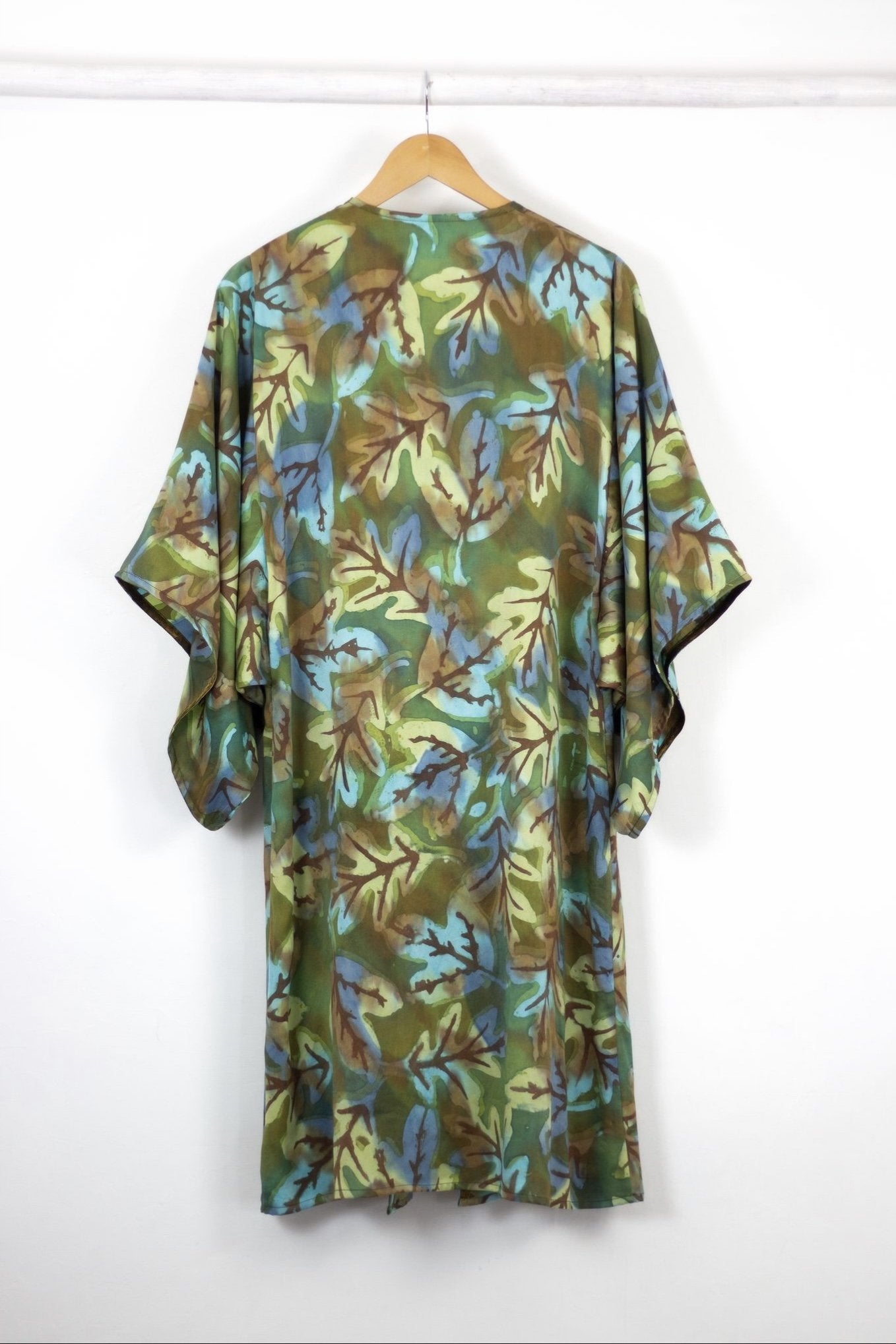 Hand Painted Silk Kimono (Mid Length) - Fallen Shallow