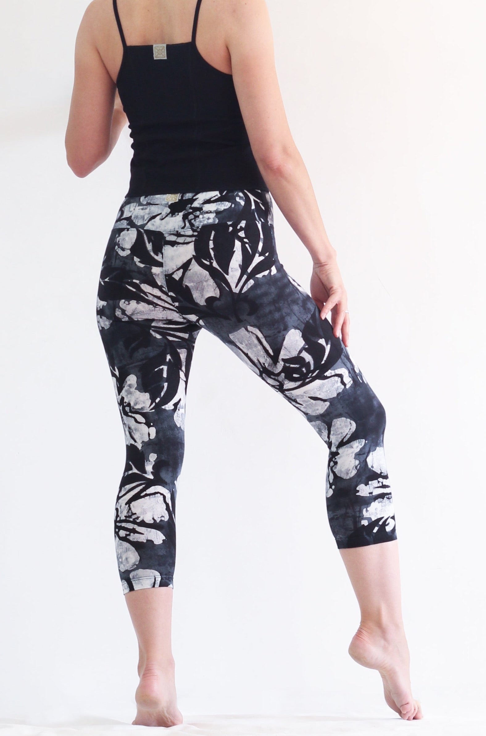 Hand Painted Leggings or Crops - Hula Nights