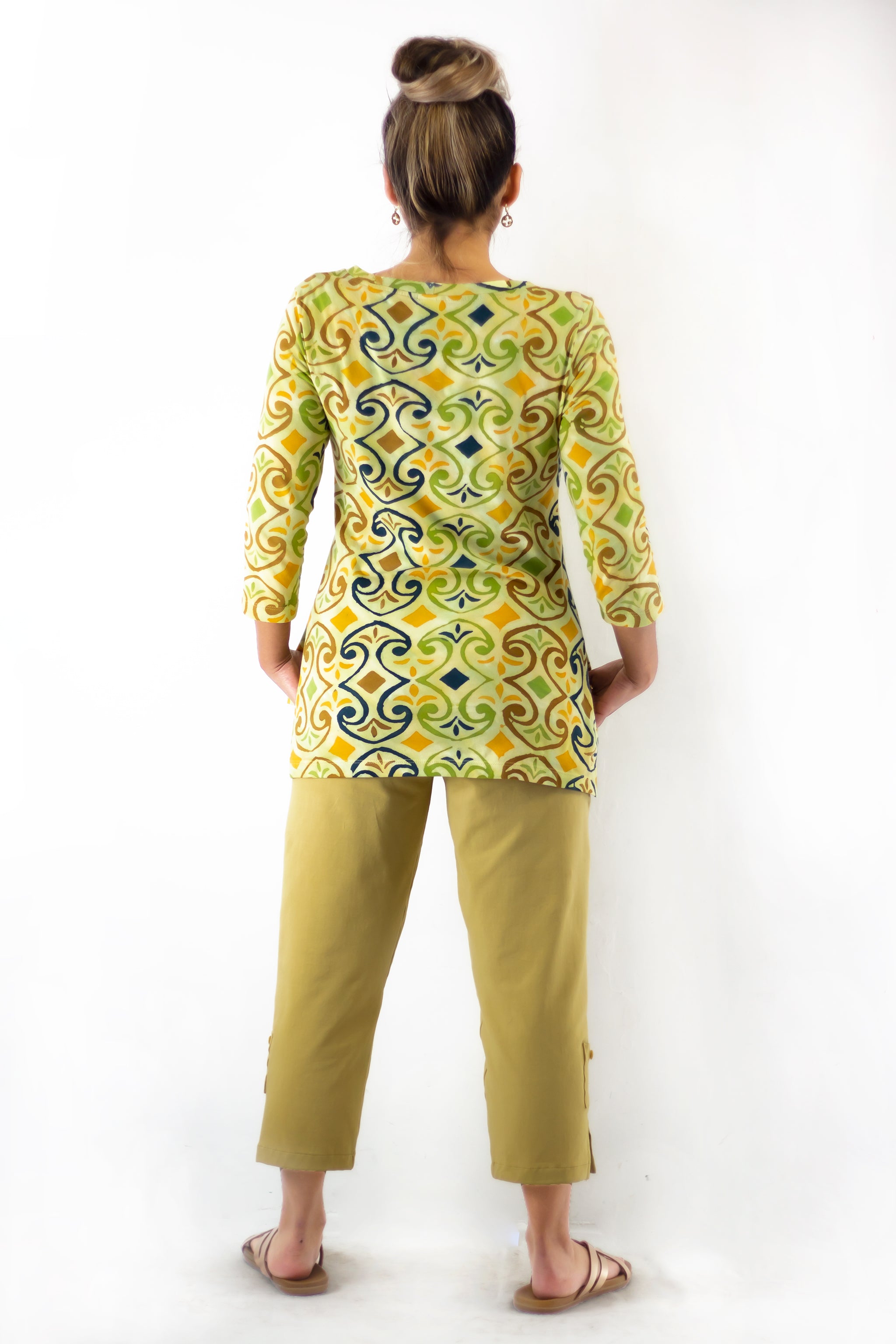 Slim Crops 2007C - Solids - Stretch Rayon